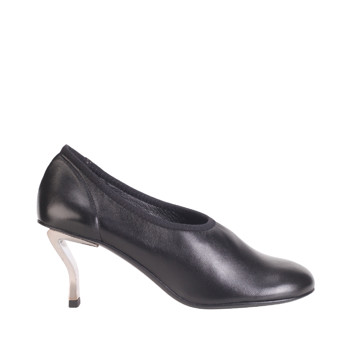 Nicole Saldaña Harper Black heel loafer woman 
