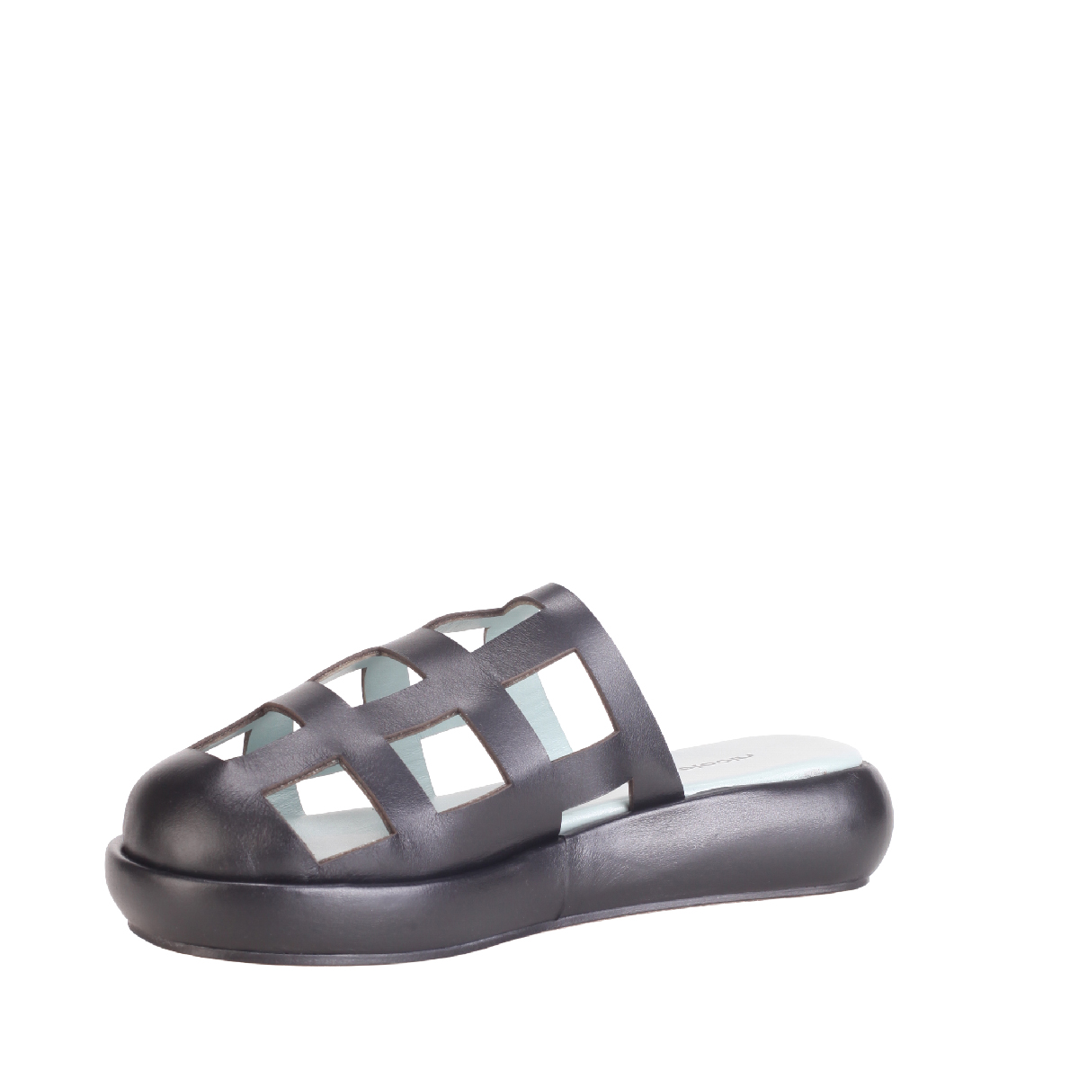 Nicole Saldaña Sammy black sandal woman